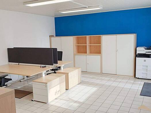 Bürofläche zur Miete 630 € 2 Zimmer 58 m² Bürofläche Kürnach 97273