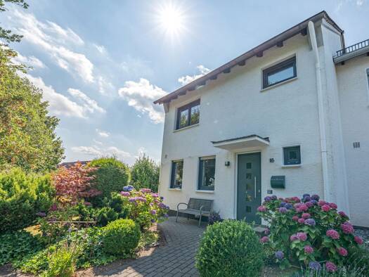 Reihenendhaus zum Kauf provisionsfrei 244.990 € 6 Zimmer 98,4 m² 619 m² Grundstück Lüdenscheid Lüdenscheid 58515