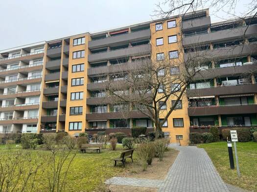 Wohnung zum Kauf 59.000 € 1 Zimmer 32 m² 4. Geschoss St. Jürgen Lübeck-St. Jürgen 23562