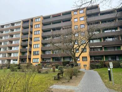 Wohnung zum Kauf 65.000 € 1 Zimmer 32 m² 4. Geschoss St. Jürgen Lübeck-St. Jürgen 23562