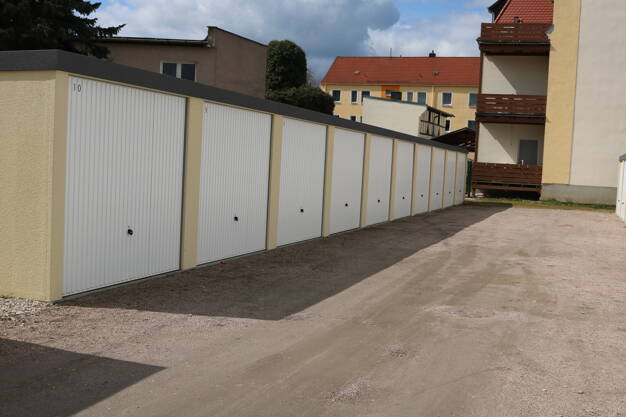 Garage zur Miete 74 € Melanchthonstr. 5-7 Crimmitschau Crimmitschau 08451