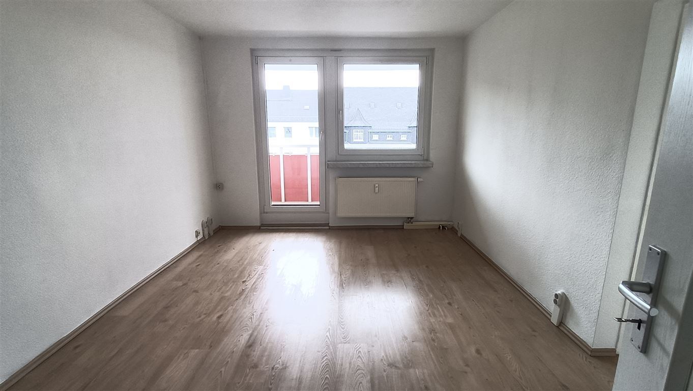 Wohnung zur Miete 270 € 3 Zimmer 60,1 m²<br/>Wohnfläche 2.<br/>Geschoss ab sofort<br/>Verfügbarkeit Würzburger Straße 36 B Sonnenberg 212 Chemnitz 09130