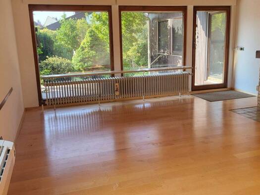 Einfamilienhaus zum Kauf 459.000 € 5 Zimmer 112 m² 645 m² Grundstück Neutraubling 93073