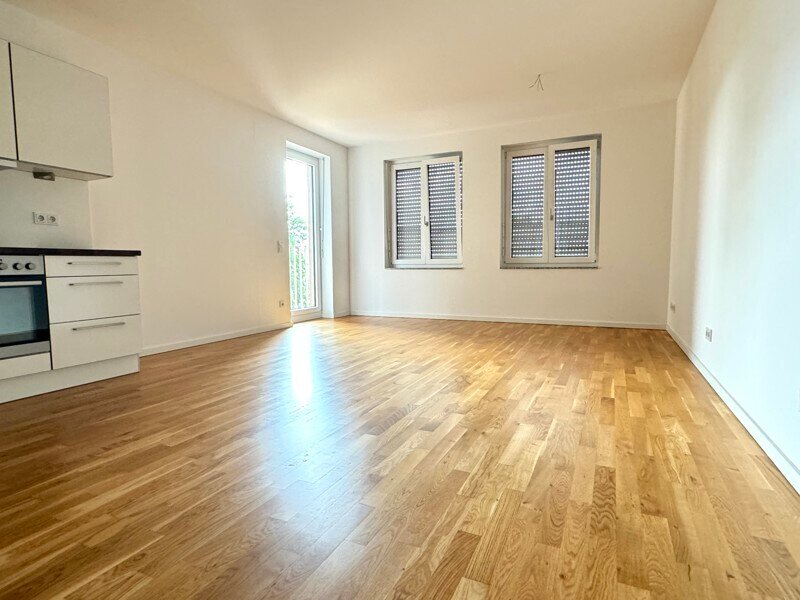 Wohnung zur Miete 778 € 2 Zimmer 55,3 m²<br/>Wohnfläche 1.<br/>Geschoss Schweriner Straße 43c Wilsdruffer Vorstadt (Ermischstr.) Dresden-Wilsdruffer Vorstadt 01067