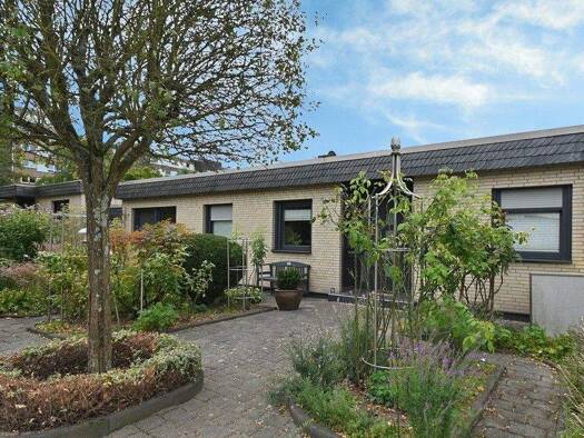 Reihenmittelhaus zum Kauf 695.000 € 5 Zimmer 204 m² 545 m² Grundstück Kettwig Essen 45219