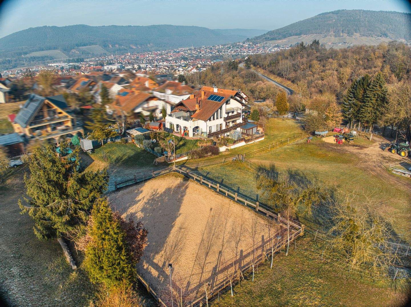 Immobilie in Miltenberg - Schicke Maisonette mit möglicher Pferdehaltung - Bild 0