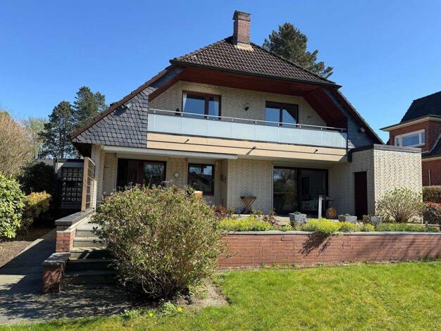 Mehrfamilienhaus zum Kauf 990.000 € 9 Zimmer 282 m² 1.093 m² Grundstück frei ab 01.09.2026 Volksdorf Hamburg 22359
