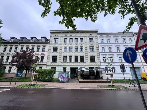 Wohnung zur Miete 689 € 4 Zimmer 96 m² Stadtfeld Ost Magdeburg 39108