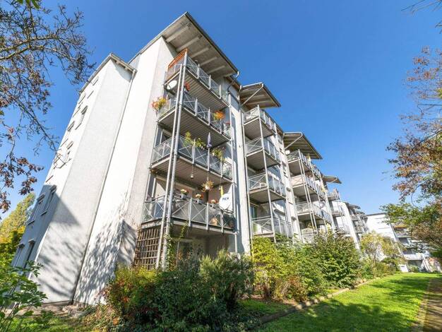 Studio zum Kauf provisionsfrei 47.800 € 1 Zimmer 29,1 m² 3. Geschoss Großkugel 06184