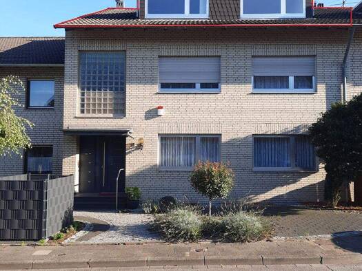 Wohnung zur Miete 588 € 2 Zimmer 78,3 m² EG frei ab 01.02.2026 Kapellen Grevenbroich / Kapellen 41516