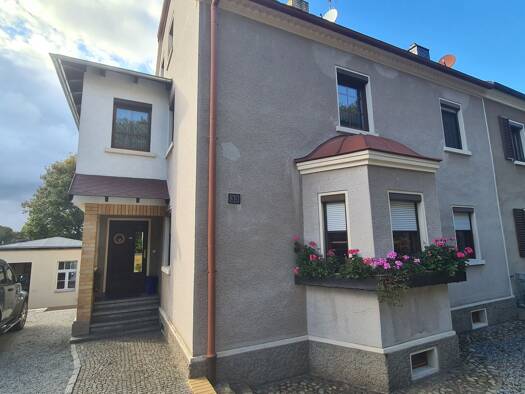 Doppelhaushälfte zum Kauf provisionsfrei 59.000 € 4 Zimmer 115,1 m² 550 m² Grundstück frei ab sofort Kamenz Kamenz 01917