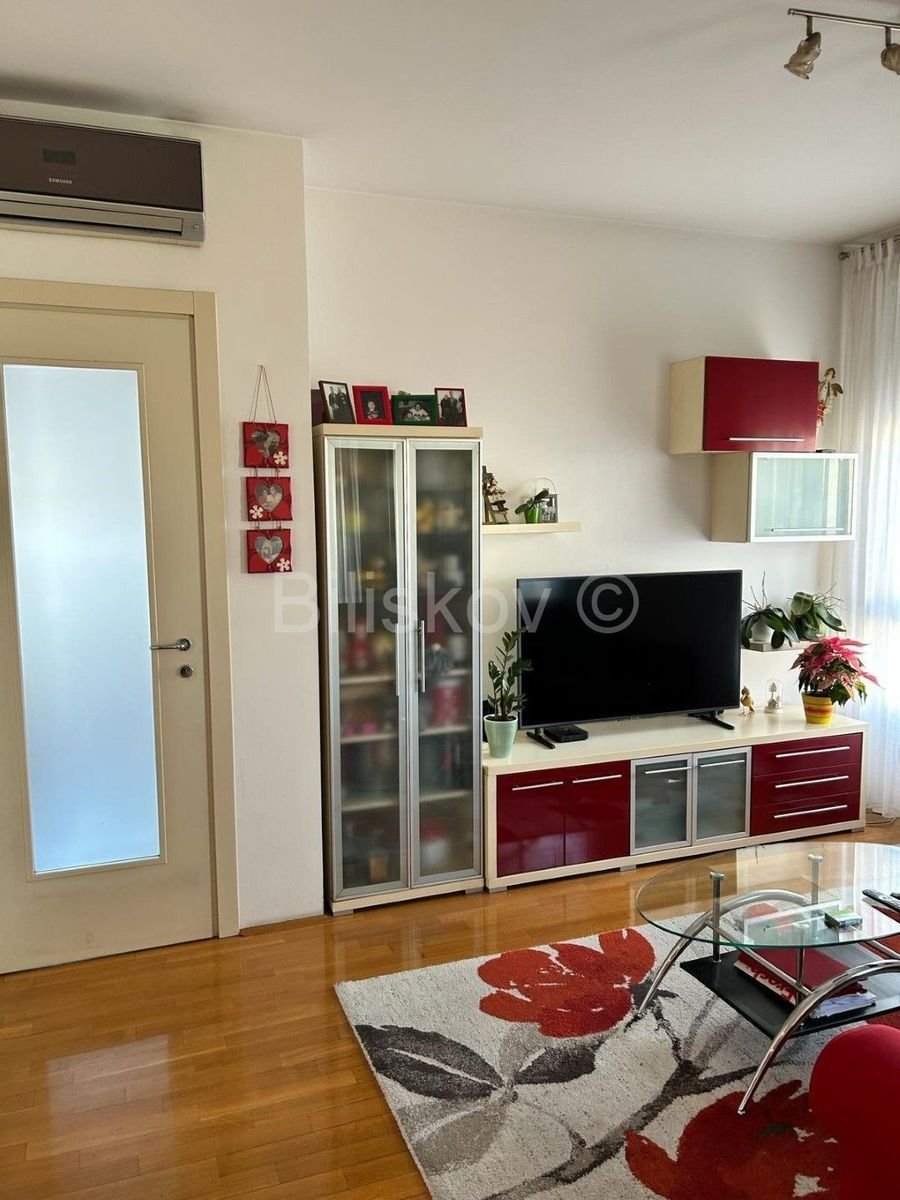 Wohnung zur Miete 900 € 2 Zimmer 60 m²<br/>Wohnfläche 5.<br/>Geschoss Sukoisan