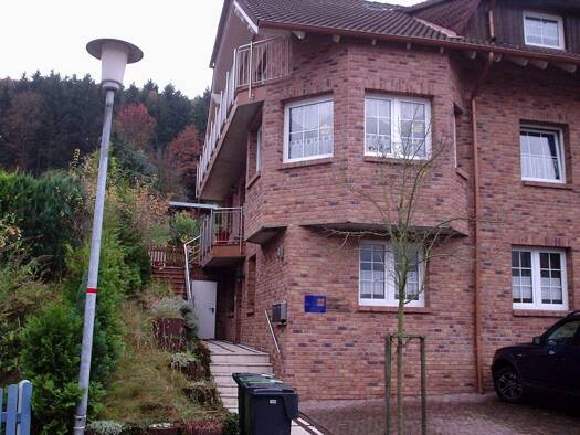 Doppelhaushälfte zur Miete 700 € 4 Zimmer 130 m² 400 m² Grundstück frei ab sofort Waldkappel 37284