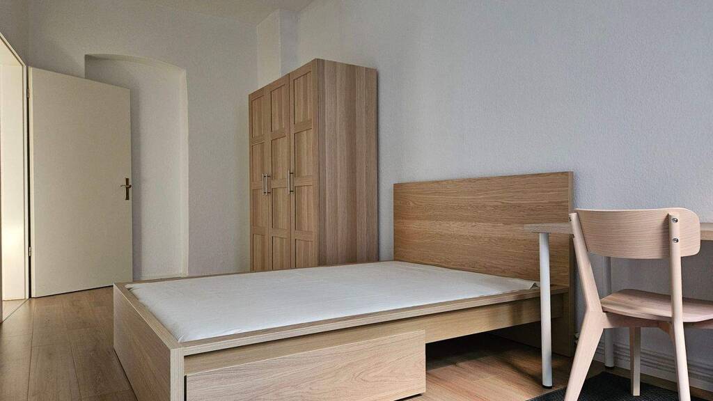 WG-Zimmer zur Miete 310 € 15 m² 1. Geschoss Pfännerhöhe 32 Innenstadt Halle (Saale) 06110