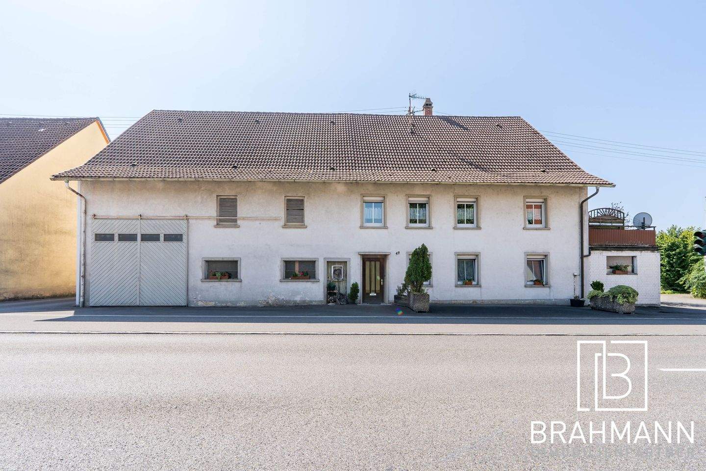 Immobilie in Laufenburg (Baden) - Potenzialreiches MFH in Luttingen zum Kauf - Bild 1