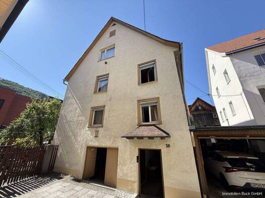 Einfamilienhaus zum Kauf 180.000 € 8 Zimmer 133 m² 162 m² Grundstück Geislingen Geislingen an der Steige 73312