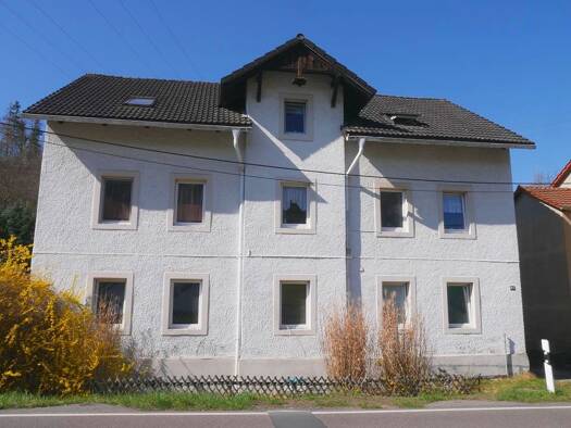 Mehrfamilienhaus zum Kauf 210.000 € 262 m² 760 m² Grundstück Pirna 01796
