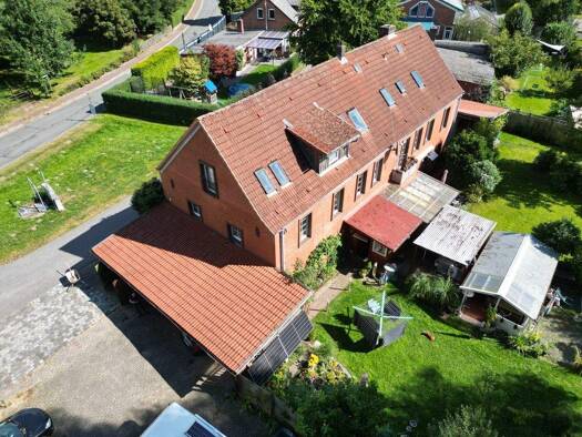 Mehrfamilienhaus zum Kauf als Kapitalanlage geeignet 449.000 € 14 Zimmer 448 m² 3.344 m² Grundstück Winseldorf 25551