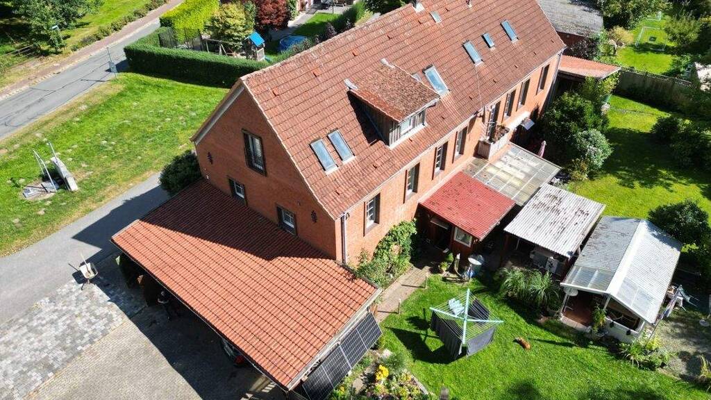 Mehrfamilienhaus zum Kauf als Kapitalanlage geeignet 449.000 € 14 Zimmer 448 m² 3.344 m² Grundstück Winseldorf 25551