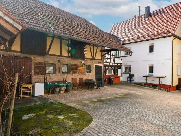 Einfamilienhaus zum Kauf 400.000 € 7 Zimmer 200 m² 641 m² Grundstück Heilbronner Straße 30 Siglingen Neudenau-Siglingen 74861