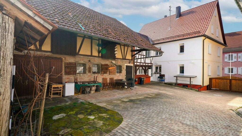 Einfamilienhaus zum Kauf 400.000 € 7 Zimmer 200 m² 641 m² Grundstück Heilbronner Straße 30 Siglingen Neudenau-Siglingen 74861