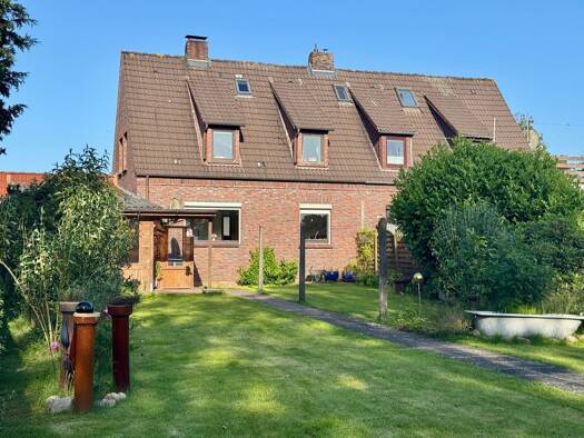 Doppelhaushälfte zum Kauf 195.000 € 4 Zimmer 129 m² 687 m² Grundstück Jever Jever 26441