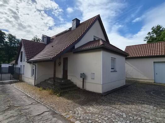 Doppelhaushälfte zur Miete 800 € 3,5 Zimmer 100 m² 370 m² Grundstück frei ab sofort Wachtnitz Lommatzsch 01623