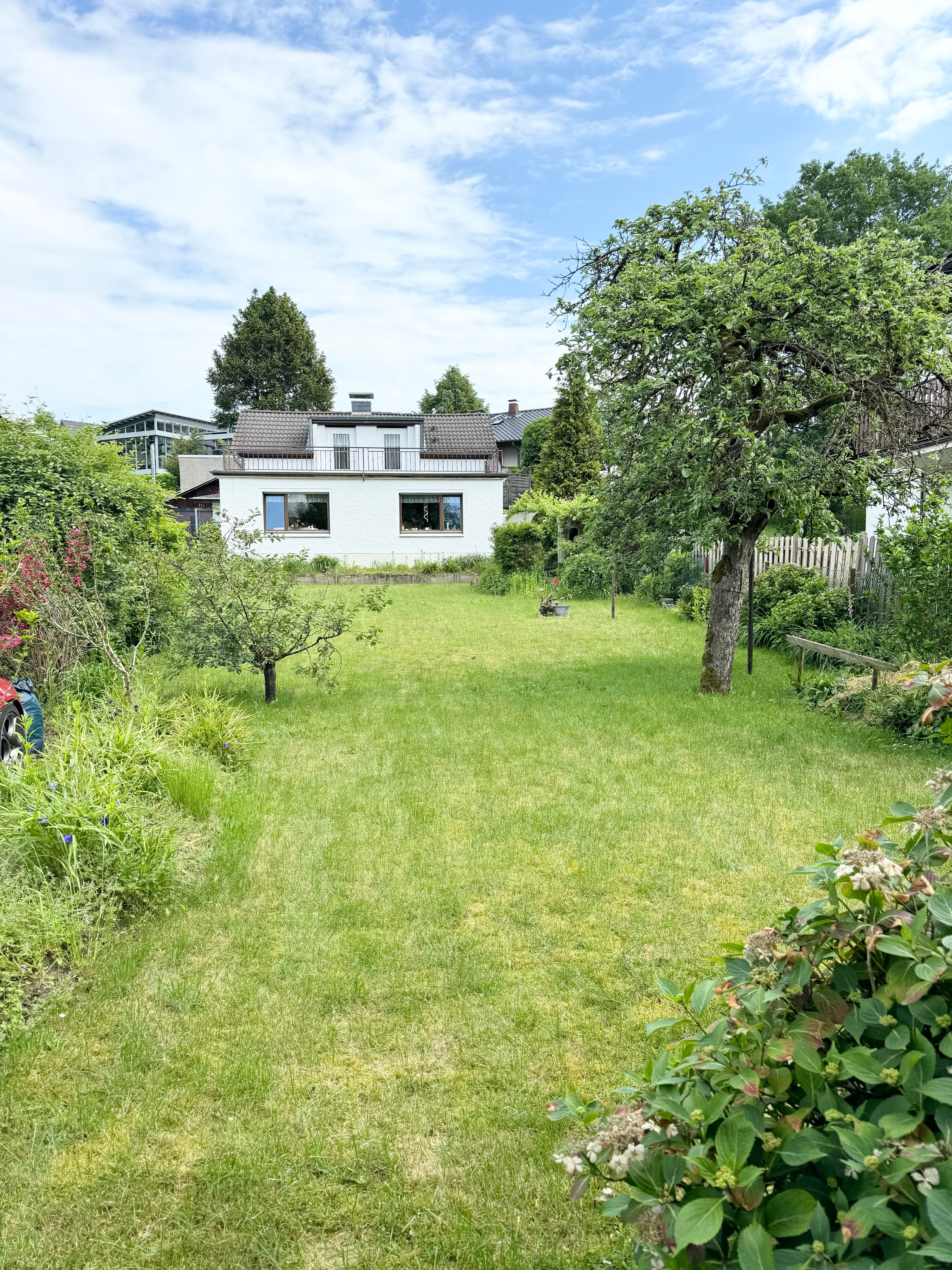 Einfamilienhaus zum Kauf 799.000 € 4 Zimmer 107 m²<br/>Wohnfläche 730 m²<br/>Grundstück ab sofort<br/>Verfügbarkeit Schildgen Bergisch Gladbach 51467