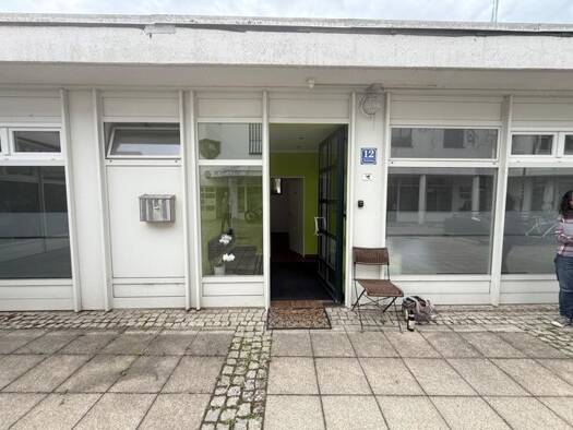 Bürofläche zur Miete 13,19 € 91 m² Bürofläche Freilassing Freilassing 83395