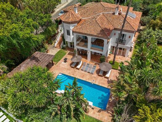 Einfamilienhaus zum Kauf 2.500.000 € 547 m² 1.026 m² Grundstück El Rosario 38613