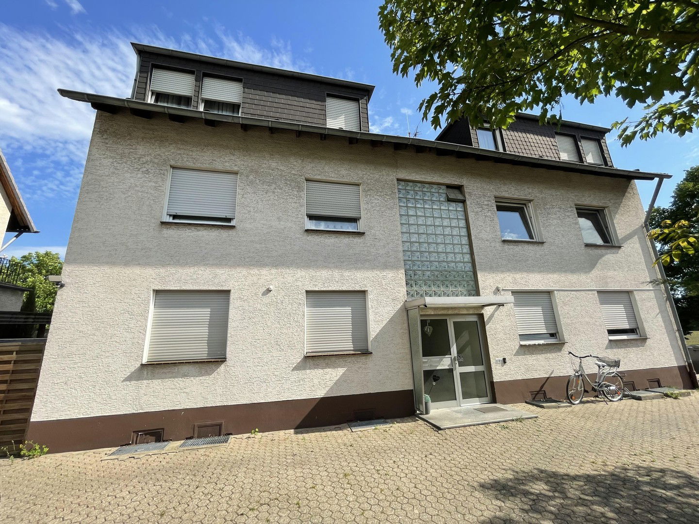 Wohnung zur Miete 1.100 € 3 Zimmer 89 m²<br/>Wohnfläche 1.<br/>Geschoss 01.04.2025<br/>Verfügbarkeit Im Bruch 1a Lind Köln 51147