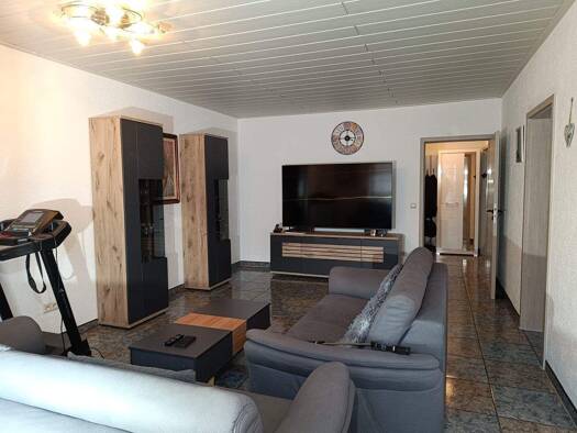 Wohnung zum Kauf 269.000 € 3,5 Zimmer 81 m² Geschoss 1/2 frei ab 01.08.2026 Bretten 75015