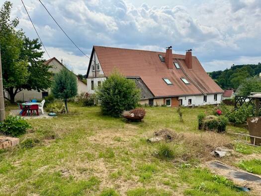 Einfamilienhaus zum Kauf 299.990 € 6 Zimmer 207,9 m² 1.040 m² Grundstück Struppen 01796
