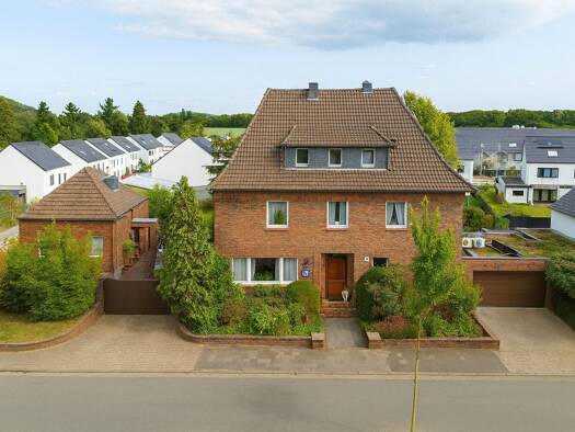 Villa zum Kauf 999.000 € 7 Zimmer 530 m² 1.600 m² Grundstück Lintfort Kamp-Lintfort 47475
