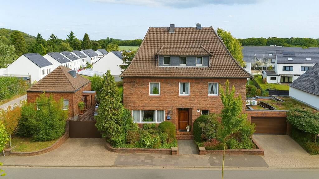 Villa zum Kauf 999.000 € 7 Zimmer 530 m² 1.600 m² Grundstück Lintfort Kamp-Lintfort 47475