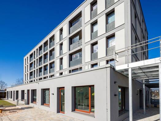 Wohnung zur Miete nur mit Wohnberechtigungsschein 722 € 3 Zimmer 74,5 m² 4. Geschoss frei ab 16.05.2026 Jakob-Schönberg-Straße 8 Unterfarrnbach Fürth 90766