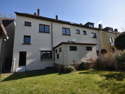 Mehrfamilienhaus zum Kauf 399.000 € 10 Zimmer 248,5 m² 479 m² Grundstück Frohnhausen Stadtbezirk III 45145