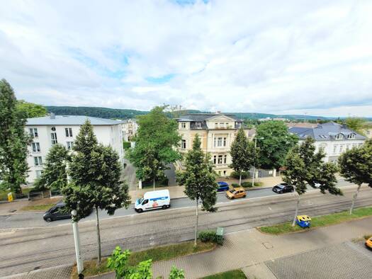 Wohnung zur Miete 600 € 3 Zimmer 90 m² frei ab sofort Innenstadt Gera 07545