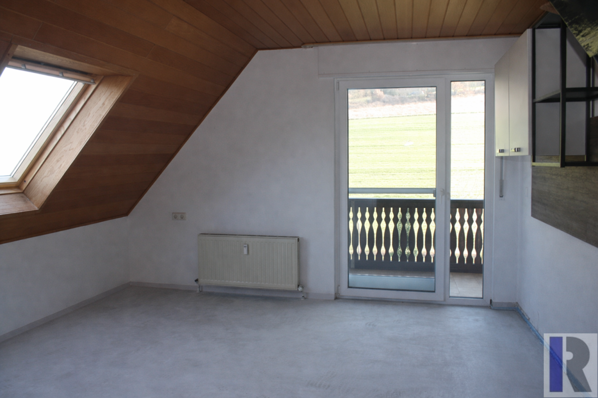 Immobilie in Saffig - Wohnen wie im eigenen Haus - Eigentumswohnung mit Garten und Garage - Bild 3