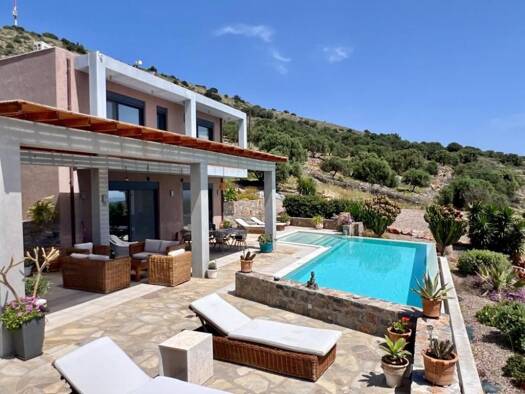 Haus zum Kauf 1.350.000 € 5 Zimmer 200 m² 7.500 m² Grundstück Kreta Kato Pine 720 53