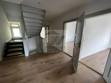 Haus zum Kauf provisionsfrei 132.000 € 6 Zimmer 180 m² 3.500 m² Grundstück Cretzschwitz 3 Cretzschwitz Bad Köstritz 07554