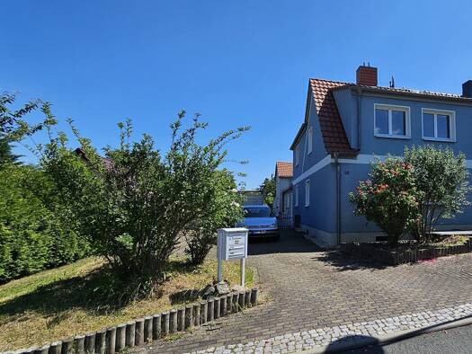 Haus zum Kauf 580.000 € 7 Zimmer 210 m² 832 m² Grundstück frei ab sofort Erfurt 99094