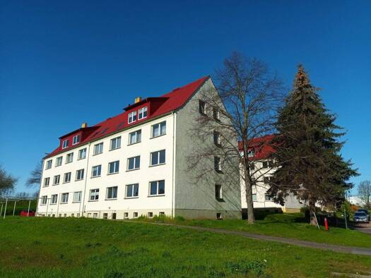 Wohnung zur Miete 288 € 2 Zimmer 48 m² 2. Geschoss frei ab sofort Ostrau Ostrau 04749