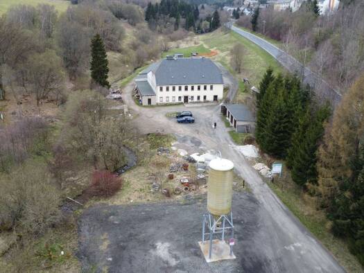 Haus zum Kauf 386.000 € 4 Zimmer 716,7 m² 16.378 m² Grundstück Oberwiesenthal 09484