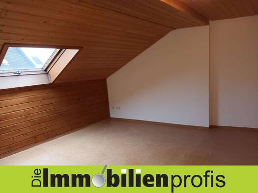 Wohnung zur Miete 380 € 1 Zimmer 30 m² 4. Geschoss frei ab sofort Ludwigstraße 52 Innenstadt Hof 95028