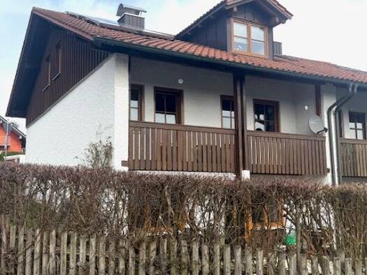 Doppelhaushälfte zum Kauf 449.000 € 5 Zimmer 156 m² 304 m² Grundstück frei ab 01.04.2027 Straßkirchen Salzweg 94121