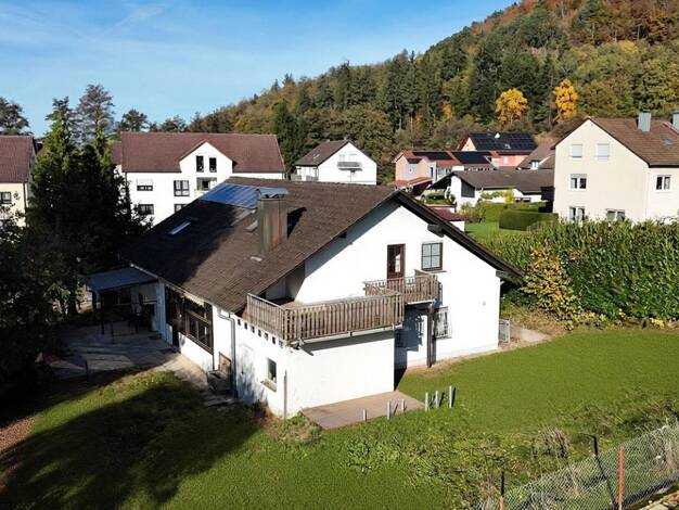 Einfamilienhaus zum Kauf provisionsfrei 399.000 € 8 Zimmer 222 m² 856 m² Grundstück Am Giesenbach 14 Reichenbach Lahr/Schwarzwald 77933