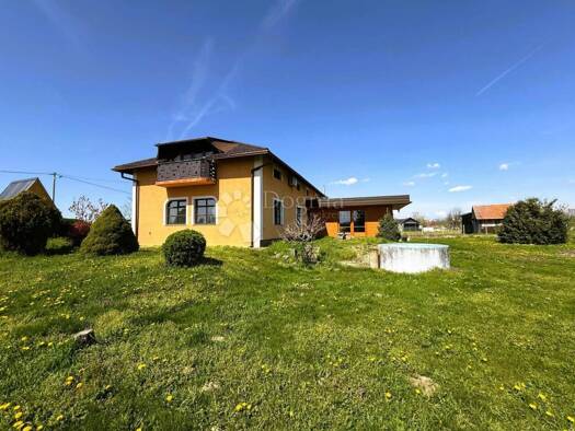 Haus zum Kauf 155.000 € 4 Zimmer 2.036 m² Sveta Marija Sveta Marija 40320