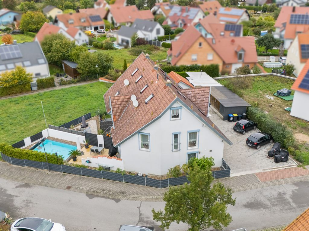 Reihenendhaus zum Kauf 434.000 € 4 Zimmer 92,5 m²<br/>Wohnfläche 320 m²<br/>Grundstück Hirschfeld Röthlein OT Hirschfeld 97520