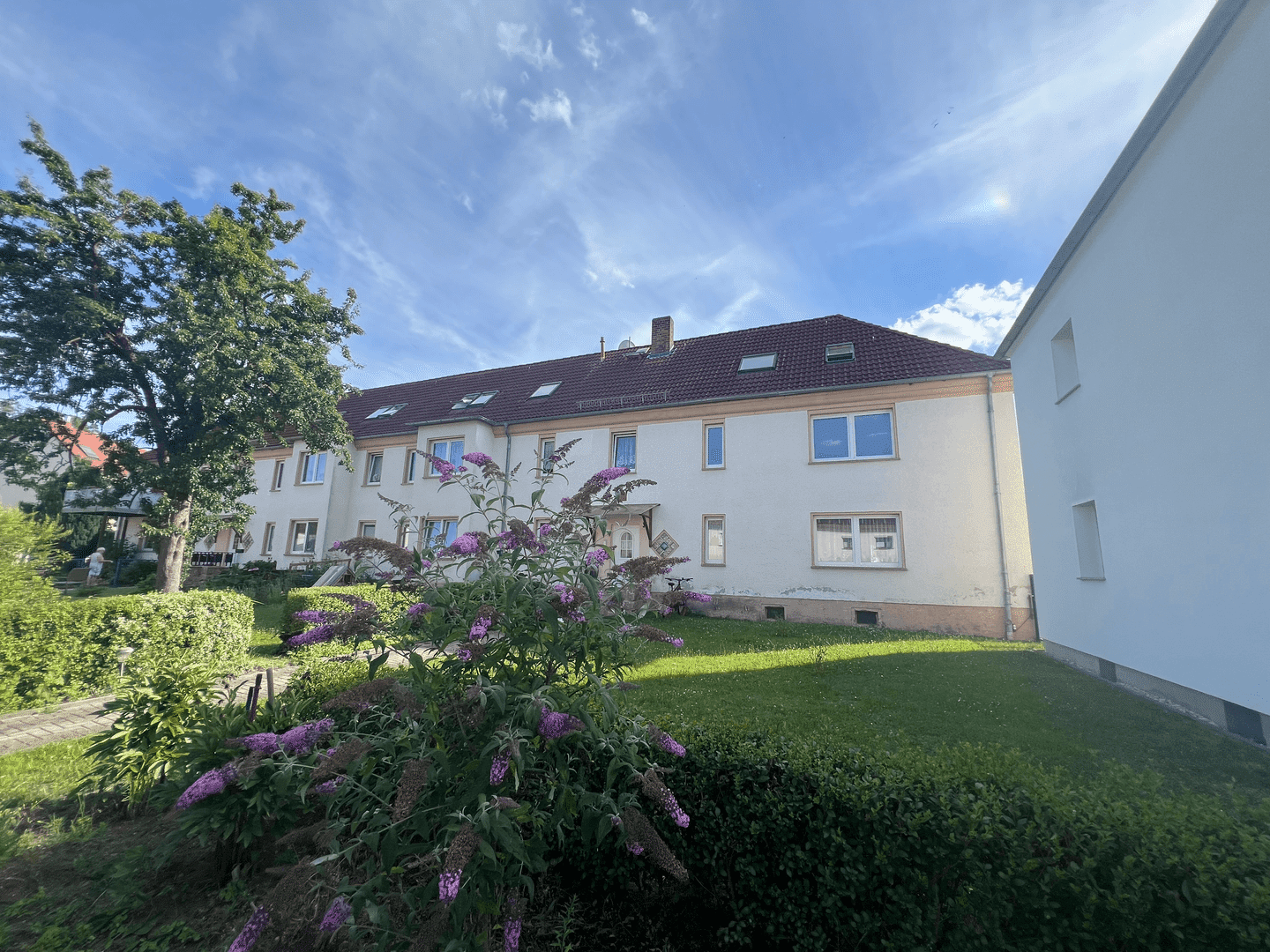 Mehrfamilienhaus zum Kauf 865.000 € 21 Zimmer 631 m²<br/>Wohnfläche 3.179 m²<br/>Grundstück Borna Borna 04552